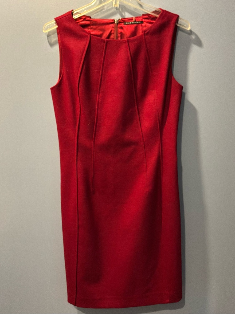 Elie Tahari Red Sleeveless Sheath Midi Dress